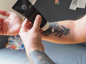 TattooMed daily tattoo care Anwendung